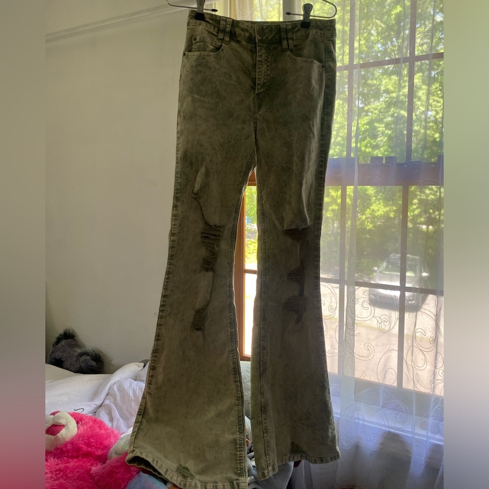 Women’s Flare Jeans